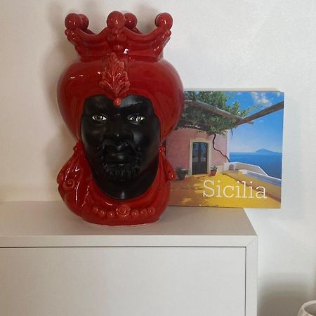 Teresita Apartment Монреале Екстериор снимка