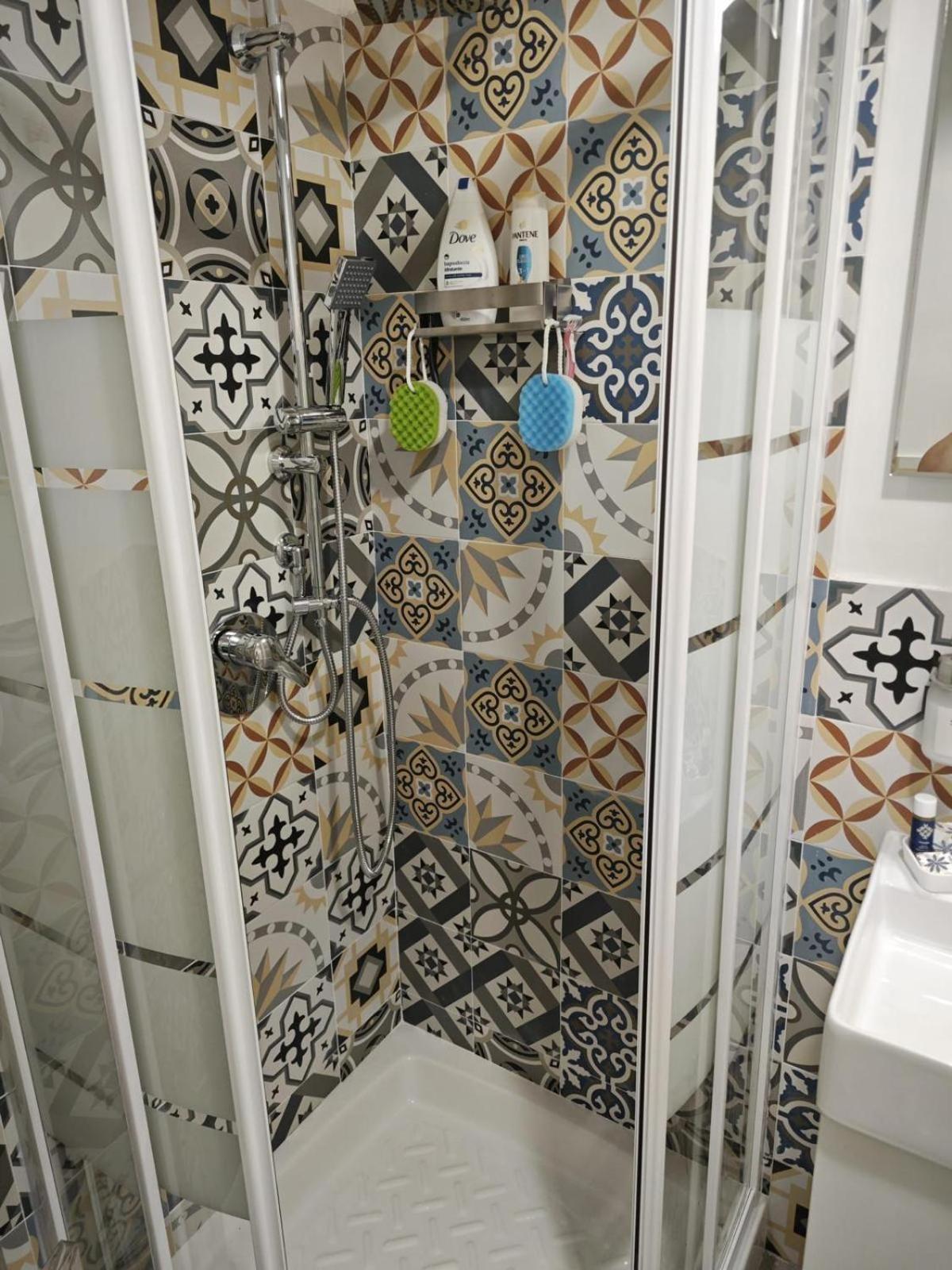 Teresita Apartment Монреале Екстериор снимка