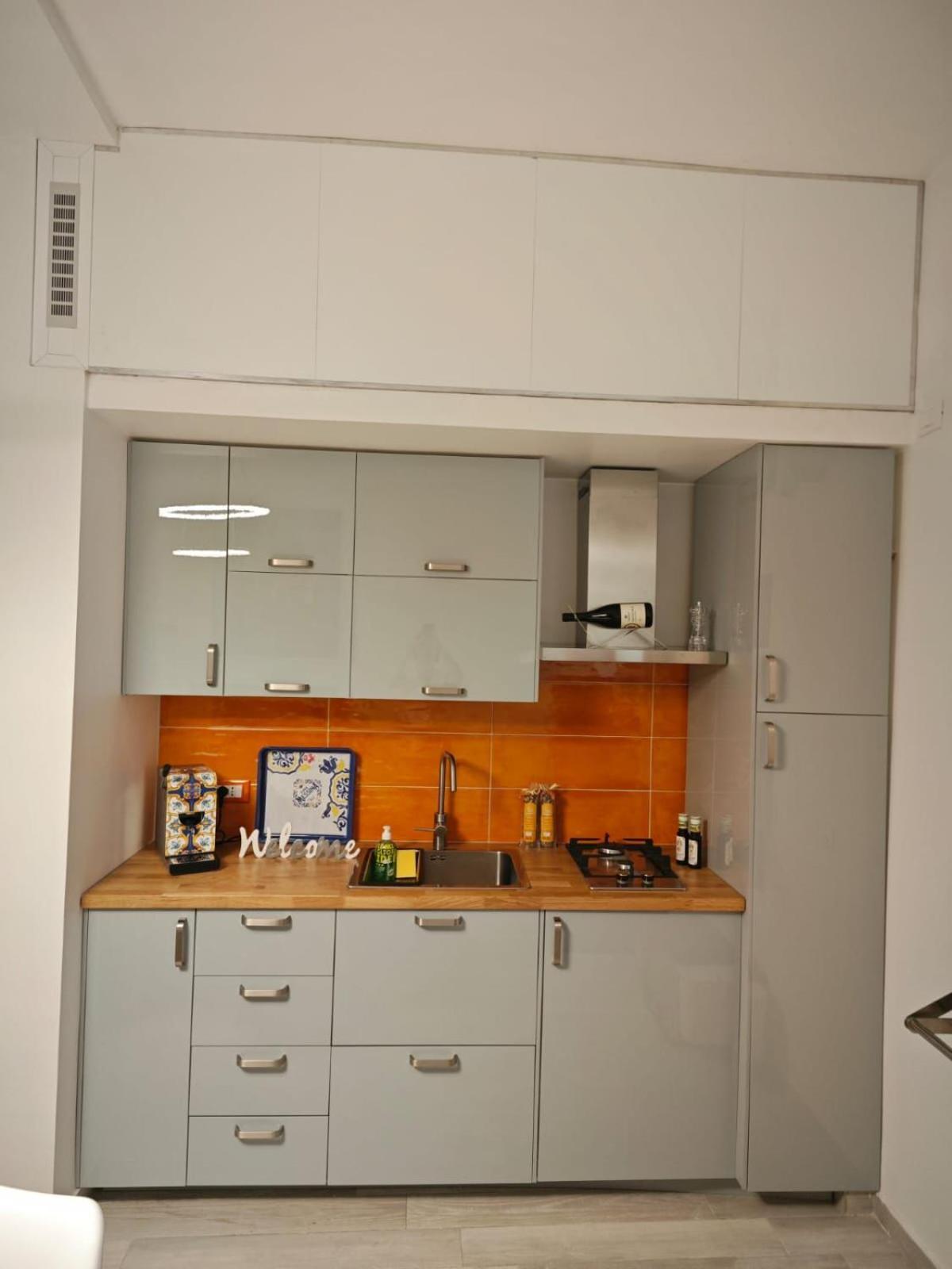 Teresita Apartment Монреале Екстериор снимка